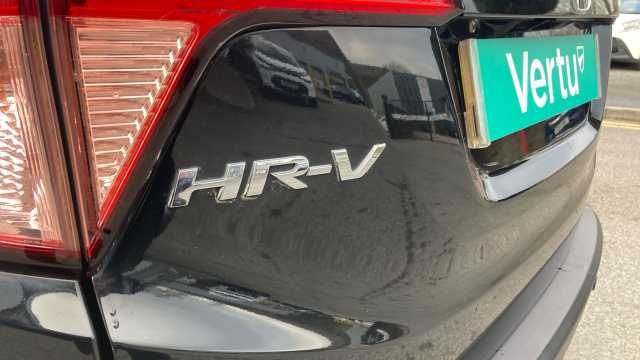 Honda HR-V 1.5 i-VTEC SE Navi 5dr Petrol Hatchback 