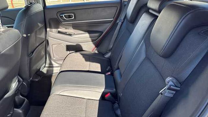Honda HR-V 1.5 eHEV Advance 5dr CVT Hybrid Hatchback 